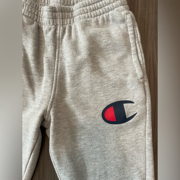Champion Gray Sweatpants with Elastic Waistband and Tapered Leg size M - Picture 3 of 5